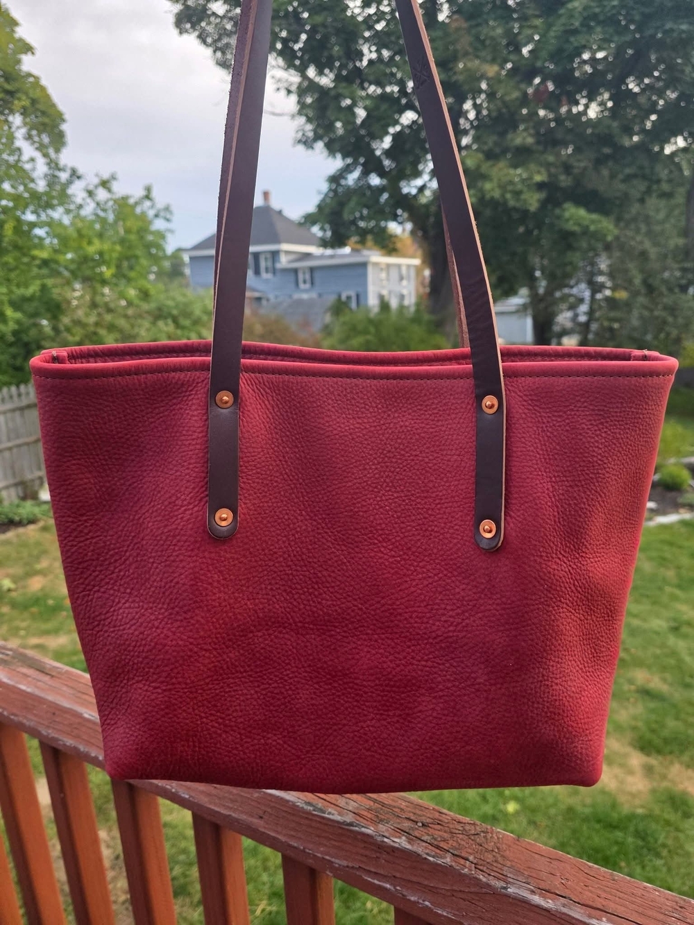 Go Forth Goods Garnet Red Medium Avery